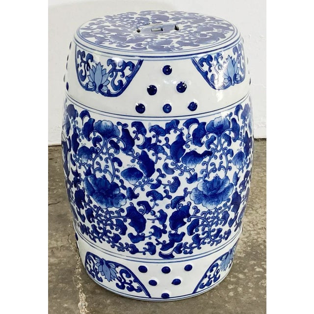 Chinoiserie Vintage Chinoiserie Ceramic Lotus Garden Stool For Sale - Image 3 of 8