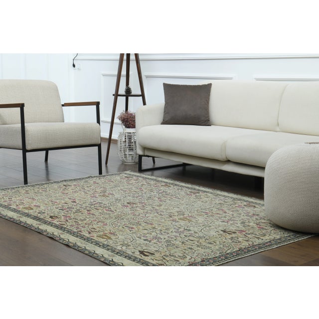 1970s Vintage Turkish Oushak Handmade Wool Cotton Cream Area Rug For Sale - Image 4 of 11