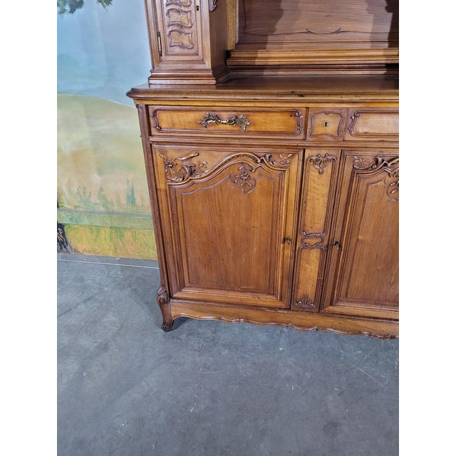 Louis XV Style Walnut Bookcase, 1930s For Sale - Image 3 of 13