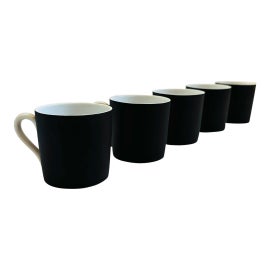 Example of Mugs and Cups