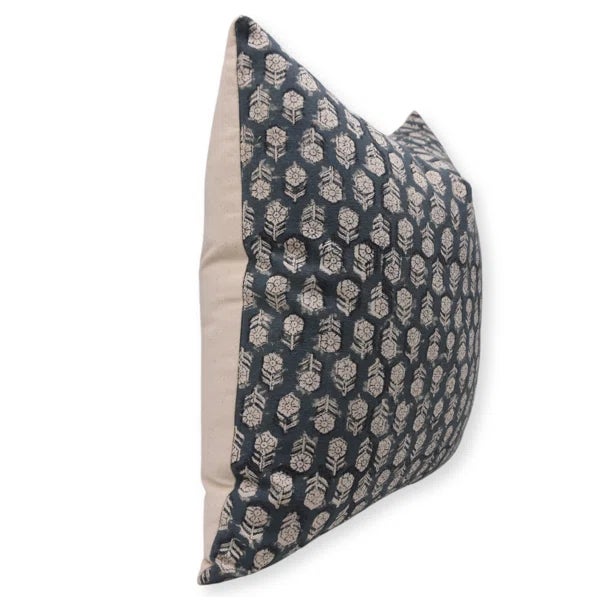 Introduce earthy elegance to your space with Fabdivine’s Tulsi Buti block print cushion cover. Crafted from durable duck...