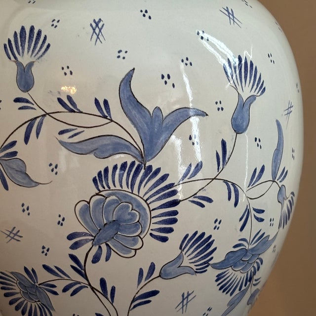 Vintage Rustic European Faience Style Ginger Jar Table Lamp For Sale In Baltimore - Image 6 of 18