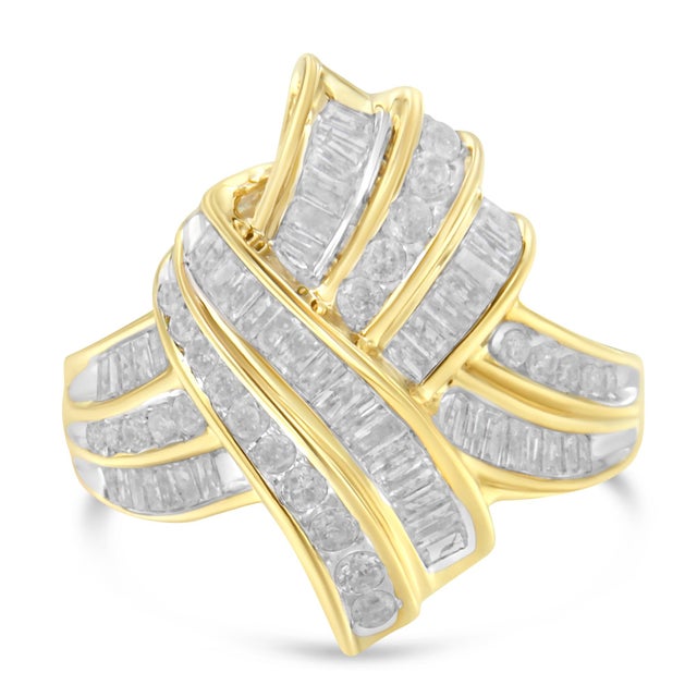 Contemporary 10K Yellow Gold Plated .925 Sterling Silver 1.0 Cttw Round & Baguette Diamond Knot Channel Statement Ring (I-J Color, I2-I3 Clarity) - Size 7-3/4 For Sale - Image 3 of 6