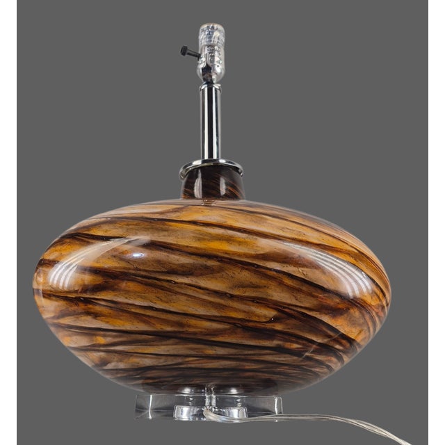 Brown Late 20th Century Mid-Century Modern Art Glass Brown Swirl Lucite Base Table Lamp For Sale - Image 8 of 9