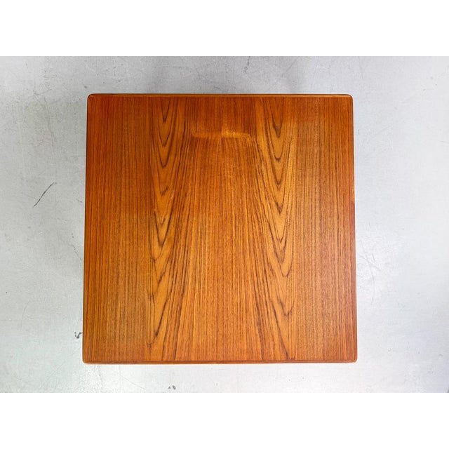 Mid-Century Coffee Table in Teak by Henning Kjaernulf for Velje Stolefabrik, 1960s For Sale - Image 9 of 10