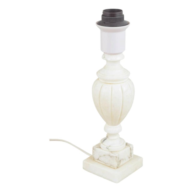 Vintage Italian Table Lamp in White Marble, 1970s For Sale