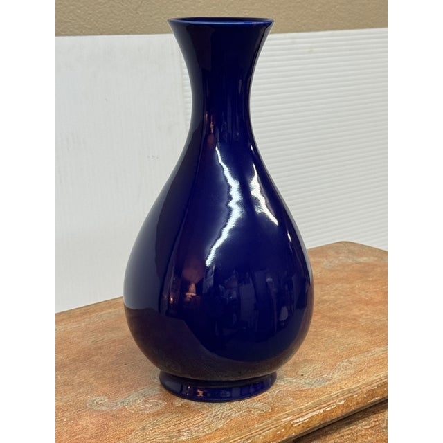 Asian Martino Interiors Pipa Form Glazed Ceramic Vase For Sale - Image 3 of 12