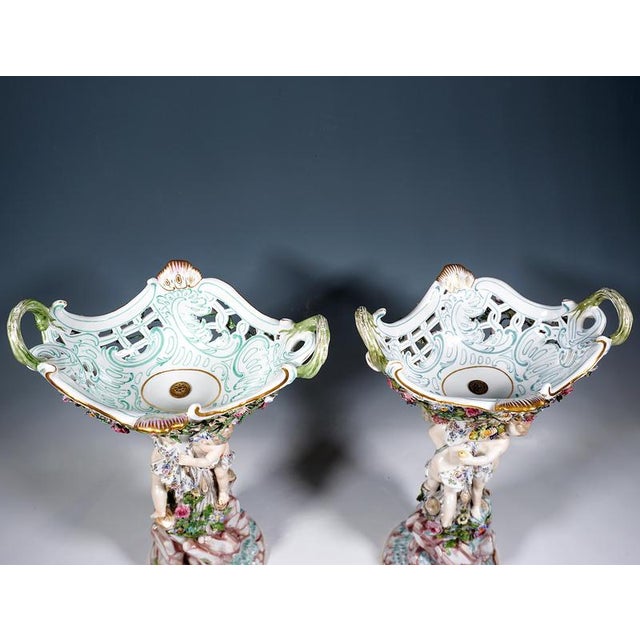 Porcelain Centerpieces with Cupids by Leuteritz for Meissen, 1860, Set of 2 For Sale - Image 6 of 13