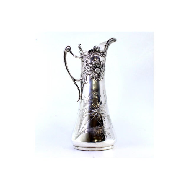 Art Nouveau Silver Water Jug with Floral Motifs and Acanthus Leaf-Shaped Handle Lid For Sale - Image 9 of 10