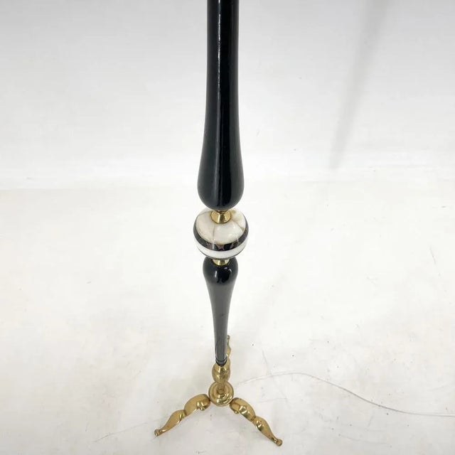 1950s Mid-Century Brass, Onyx & Ebonized Wood Floor Lamp, Italy, 1950s For Sale - Image 5 of 12