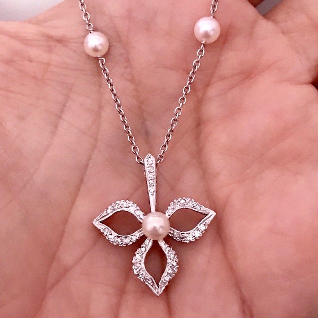Diamond Akoya Pearl Necklace 14 Karat Gold Certified For Sale - Image 10 of 12