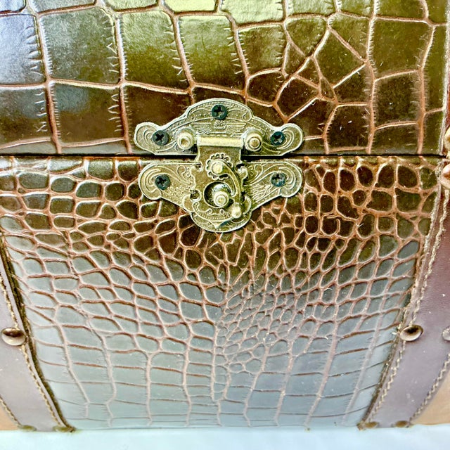 1980s Vintage Americana Boho Chic Wood and Faux Alligator Leather Box, After Ralph Lauren For Sale - Image 6 of 16