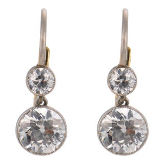 1920s Pair of Edwardian Style 2.42 Carat Diamond Platinum Drop Earrings For Sale