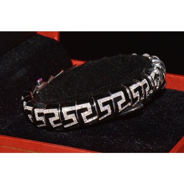 Late 20th Century Authentic Roberto Coin Cobra 1.78ct Diamond & Black Enamel Bracelet in Solid 18k White Gold For Sale - Image 16 of 16