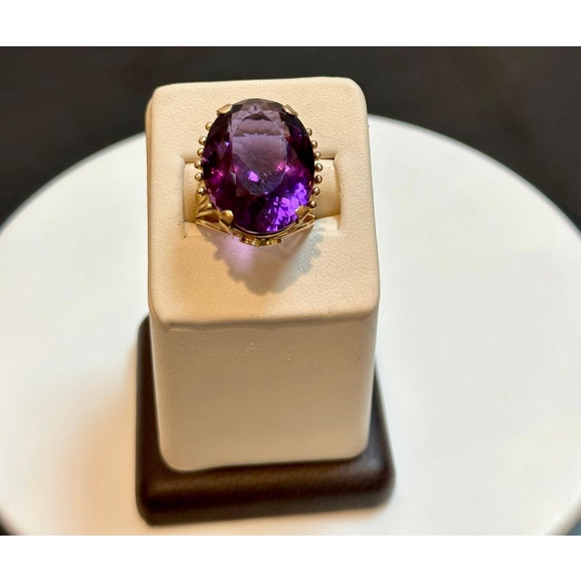 27 Carat Amethyst Cocktail Ring in 14 Karat Yellow Gold For Sale - Image 13 of 18