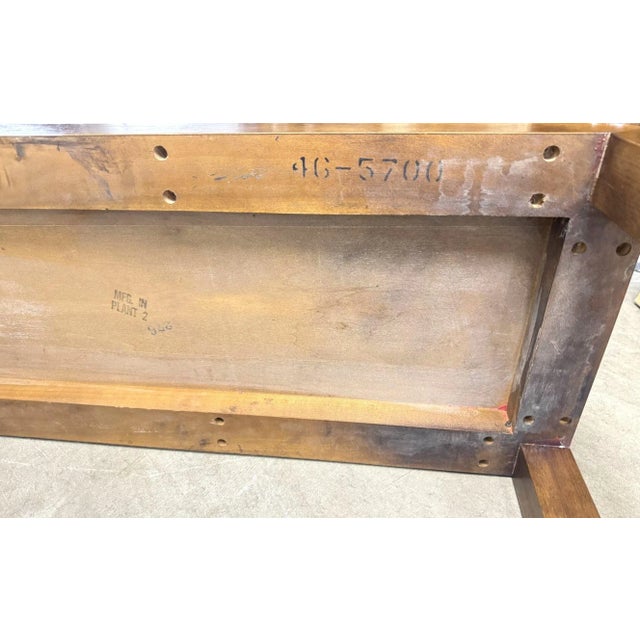 Late 20th Century Henredon Style Oak Parsons Console Table For Sale In Chicago - Image 6 of 14