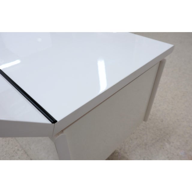 Black Lacquered Nightstands by Paolo Piva for B&B Italia, 1980s, Set of 2 For Sale - Image 8 of 14