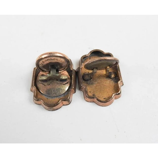 Antique 1880s Victorian Gilded Age Engraved Cityscape Gold Filled Cufflinks For Sale - Image 4 of 5