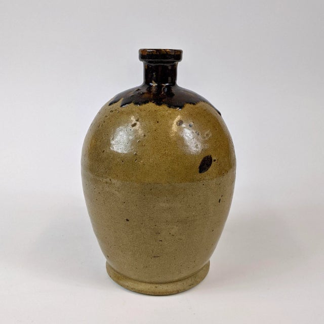 Mid 19th Century 18th Century Brown Glazed Ceramic Saki Bottle For Sale - Image 5 of 5