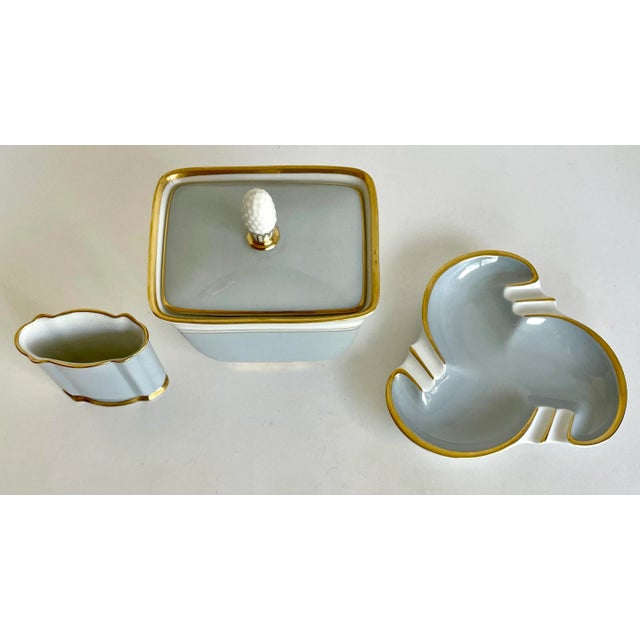 Here is an elegant three piece set made of porcelain in the 50-60's by Rosenthal. The pieces are in a lovely gray and...