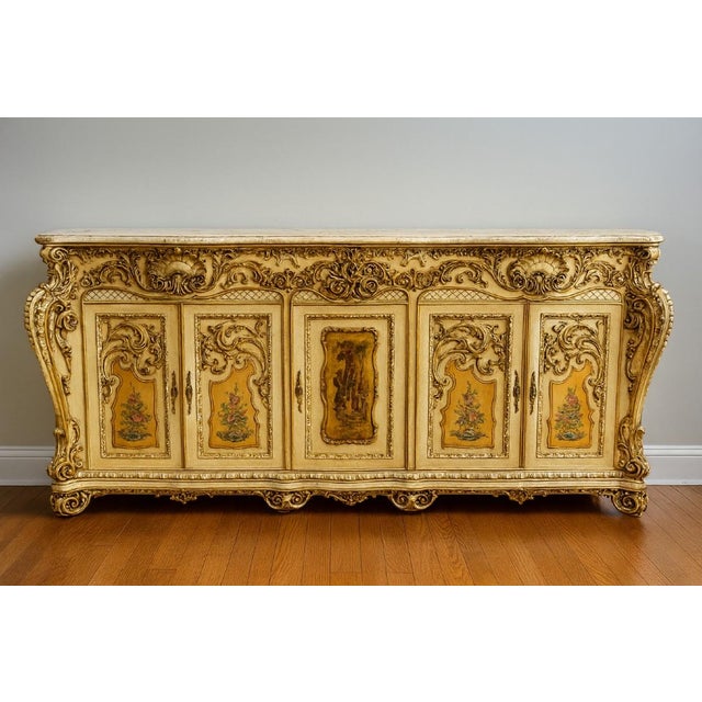 Venetian Louis XV Curved Sideboard in Lacquered, Painted and Gilded Wood, 1890s For Sale - Image 6 of 6
