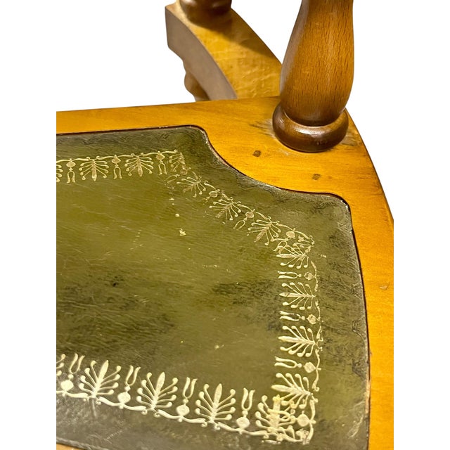 Vintage English Wood Library Spiral Step Ladder With Green Tooled Leather Tread Insets For Sale - Image 10 of 18