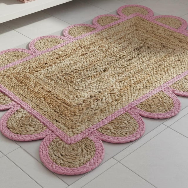 Handwoven Natural Jute Bath Rug With Pink Scalloped Border For Sale - Image 4 of 12