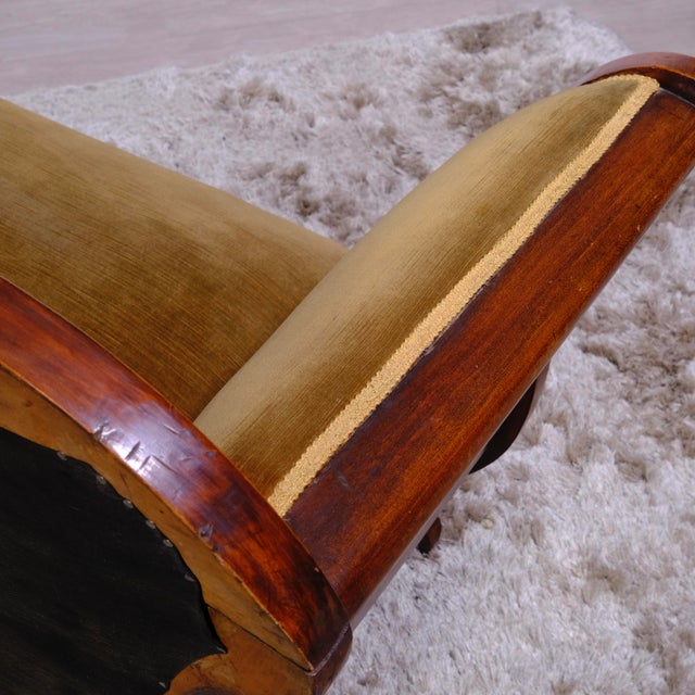 19th Century Louis Philippe Boat-Shaped Sofa in Walnut and Velvet For Sale - Image 14 of 18