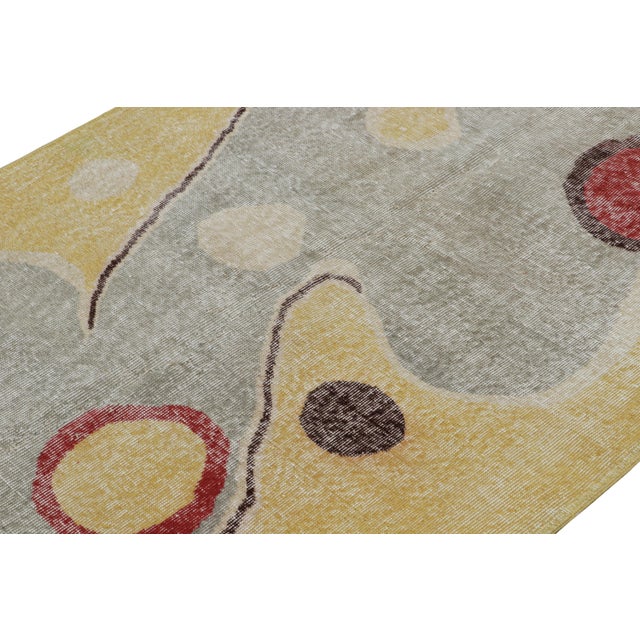 Rug & Kilim 1960s Vintage Zeki Müren Art Deco Rug in Yellow With Abstract Pattern From Rug & Kilim For Sale - Image 4 of 7