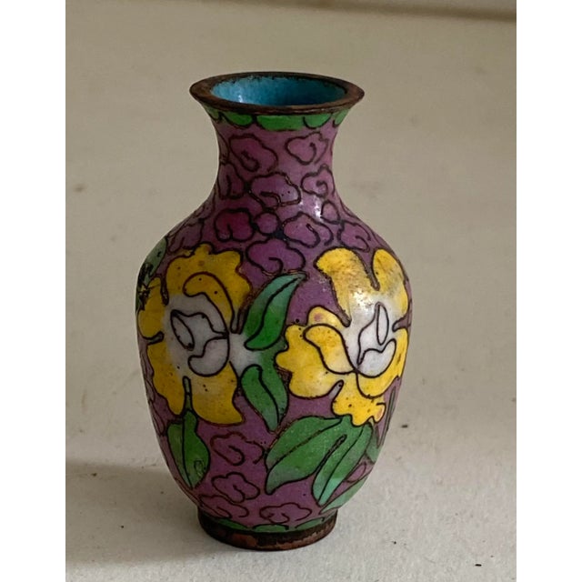 Chinoiserie Antique Chinese Cloisonné Miniature Vase For Sale - Image 3 of 9