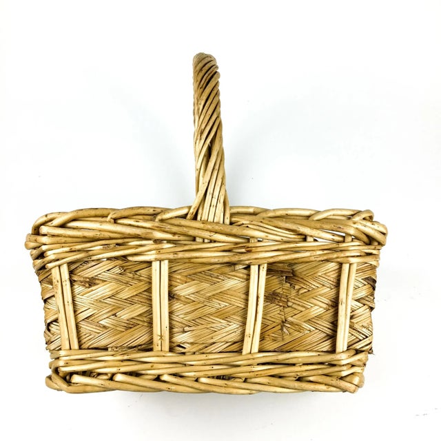 Vintage English Reed and Wicker Market Basket For Sale In Portland, ME - Image 6 of 13