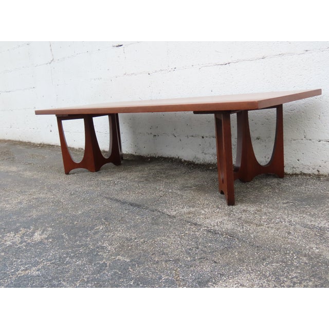 Broyhill Brasilia Mid Century Modern Long Low Coffee Table 6241 For Sale - Image 12 of 16