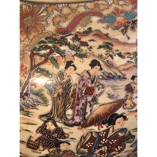 Grand 14" Jeweled Japanese Satsuma-Style Moriage Lidded Urn - Immortal Koi Handles For Sale In Philadelphia - Image 6 of 18
