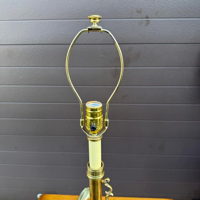 Virginia Metalcrafters Vintage Homestead Shoppe of Indiana Brass Candlestick Lamp With Scrolled Brass Handle For Sale - Image 4 of 11