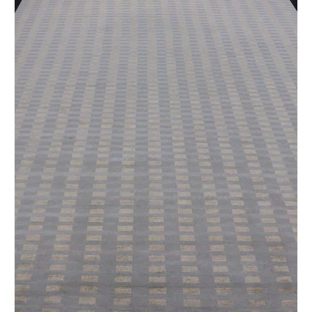 Large Modern Tibetan Wool and Silk Rug in Neutral Earth Tones 10'0" X 15'0" For Sale In Atlanta - Image 6 of 12