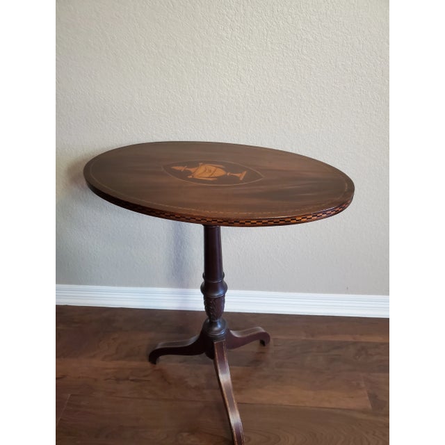 Early 1900s Hepplewhite Style Carved & Inlaid Mahogany Tilt-Top Table For Sale - Image 12 of 13
