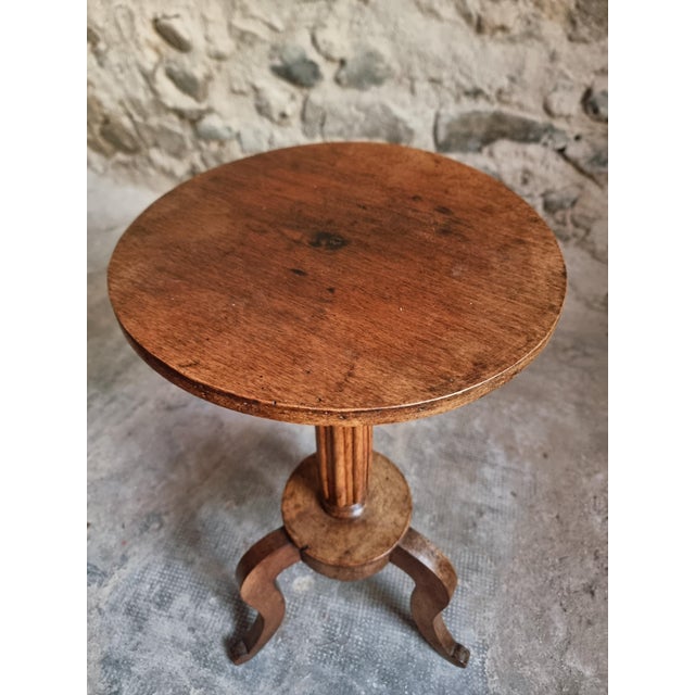 Antique Louis XVI Plant Stand in Walnut, 1900 For Sale - Image 5 of 18