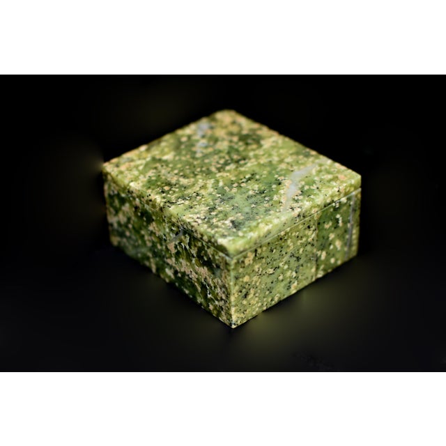 Set of Three Mini Gemstone Boxes Natural Onyx Serpentine Italian For Sale - Image 15 of 17