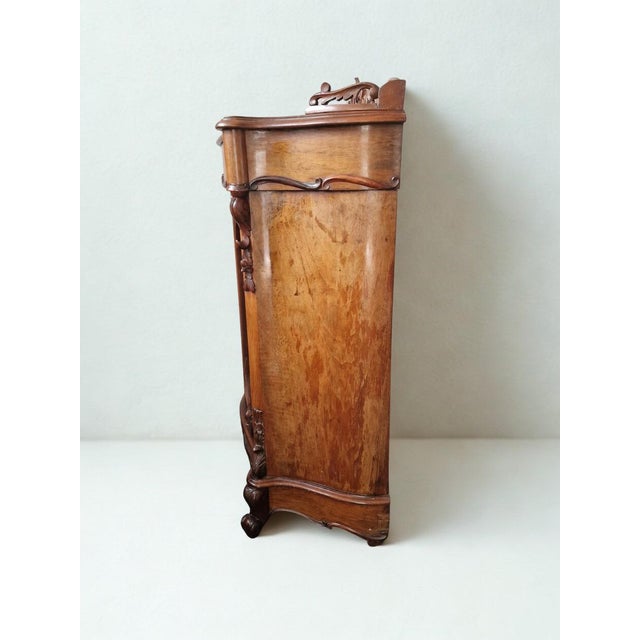 Napoleon III Display Case in Mahogany For Sale - Image 9 of 12