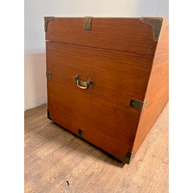 C. 1950s British Colonial Style Teak Linen Chest Trunk For Sale In Boston - Image 6 of 12