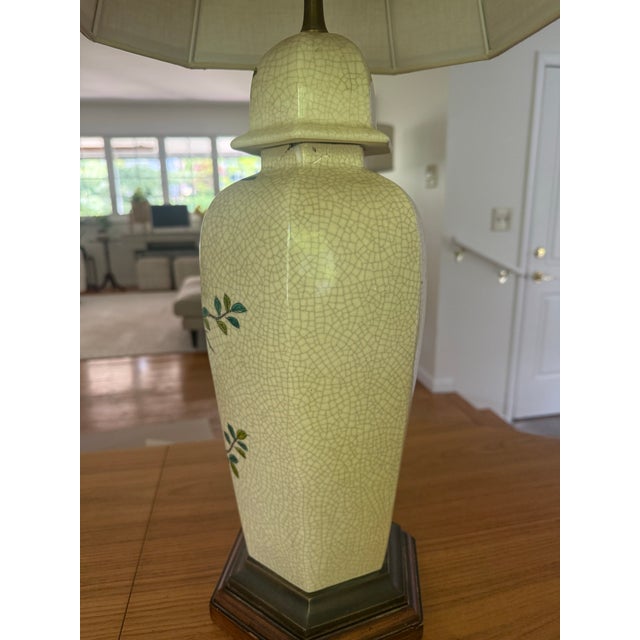 Cream Mid 20th Century Paul Hanson Chinoiserie Crackle Glaze Ceramic Table Lamp | Birds & Blossoms | Vintage For Sale - Image 8 of 12