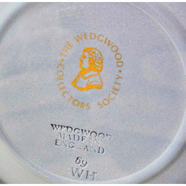 Vintage Wedgwood Collectors Society Blue Jasperware “David” Portrait Plate in Black Frame For Sale - Image 10 of 10