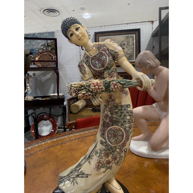 1920s Geise Ivory Kimono Finely Worked With Floral Motifs Early 20th Century For Sale - Image 5 of 8