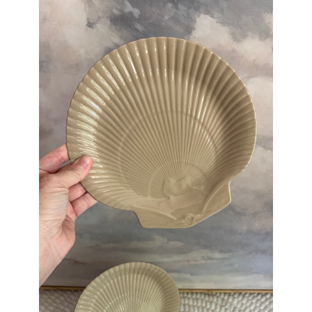 Set of 4 Wedgwood of Etruria & Barlaston Nautilus Bone China Shell Plates. This is a beautiful set of shell shaped plates...