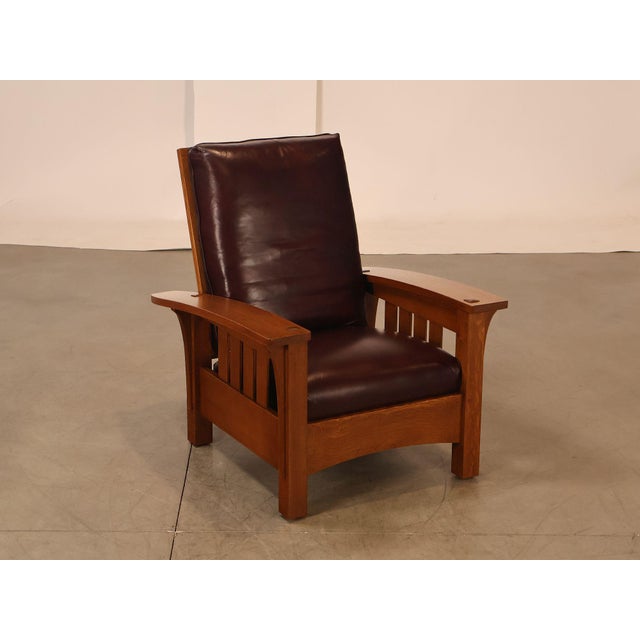 Mission Stickley Mission Collection Pair Of Oak & Leather Bow Arm Morris Chairs For Sale - Image 3 of 18
