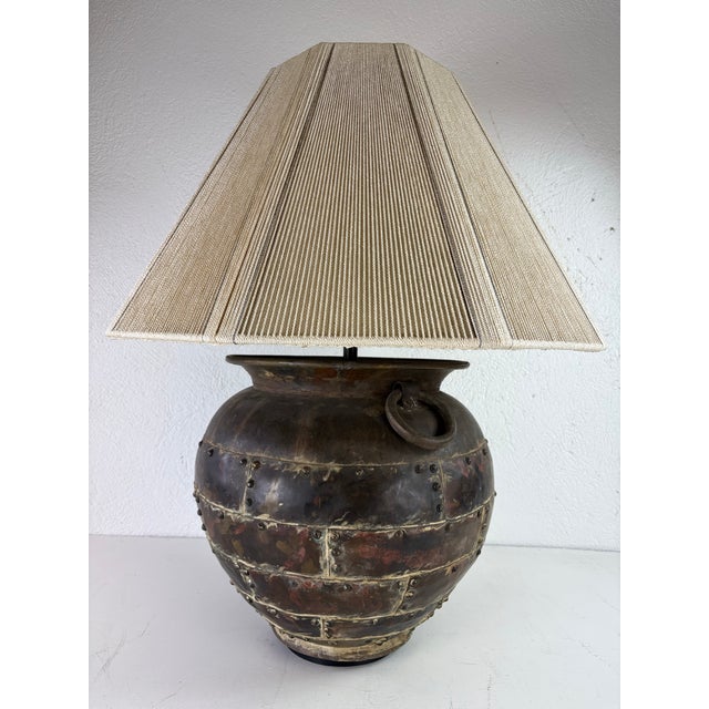 Sienna Mid-Century Vintage Large Rustic Table Lamp by Chapman For Sale - Image 8 of 11