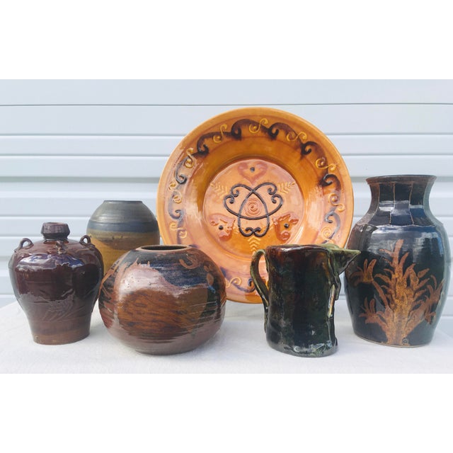 Mid Century Artisan Studio Pottery Vase. For Sale - Image 10 of 11