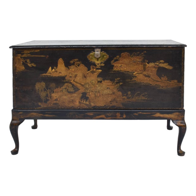 18th Century Chest of Drawers in Gold Hand Painted on Lacquered, 1890s For Sale
