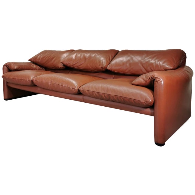 Maralunga 3-Seater Sofa in Leather Vico Magistretti for Cassina, 1973 For Sale