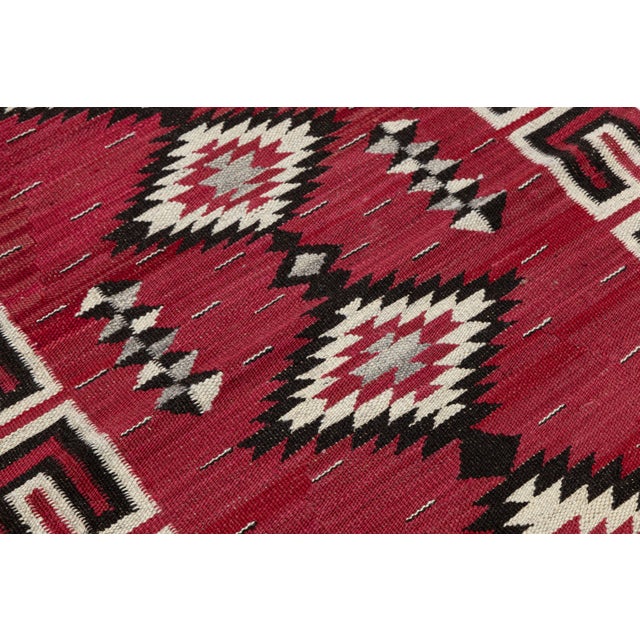 Slate Gray 3x5 Contemporary Handmade Modern Navajo Style Crimson Wool Runner Rug For Sale - Image 8 of 8